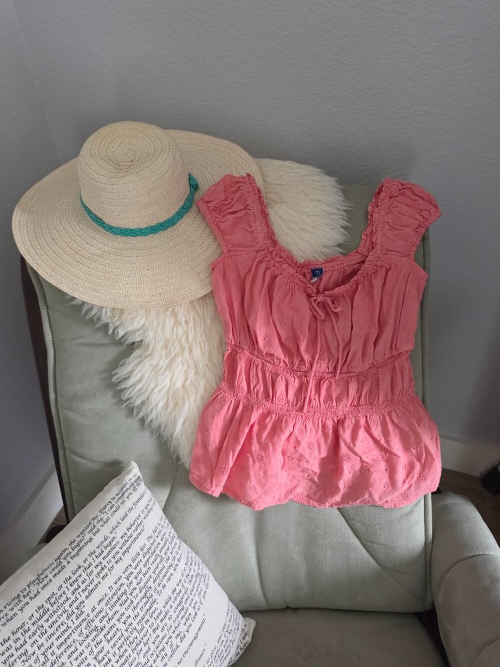 Old Navy Salmon pink peasant top XS tall